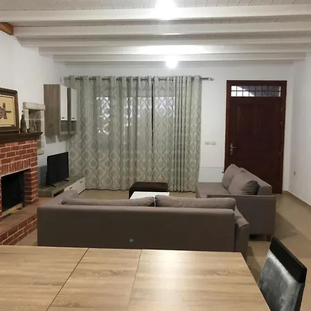 Villas Apartment Σαράντα